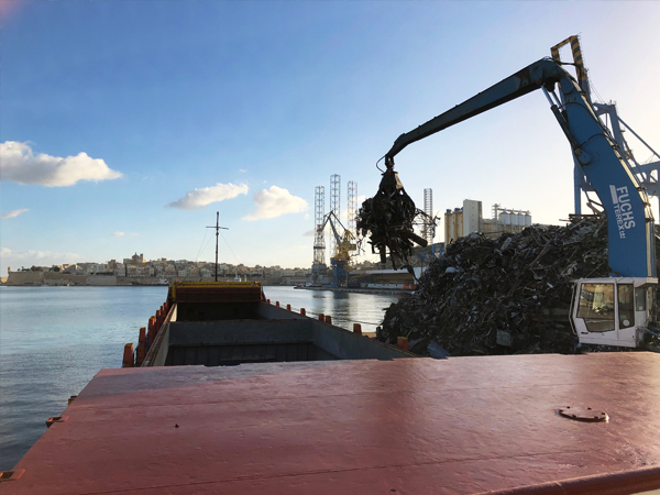 MV NS Union - Loading of Steel Scrap